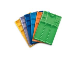 Plateaux jetables couleur - boîte de 400