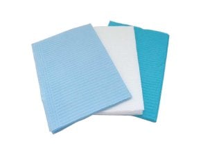 Serviettes plastifiées 3 plis - 33 x 45 cm - le colis de 500